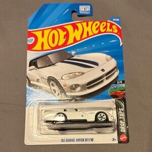 '92 Dodge Viper RT/10 - Treasure Hunt